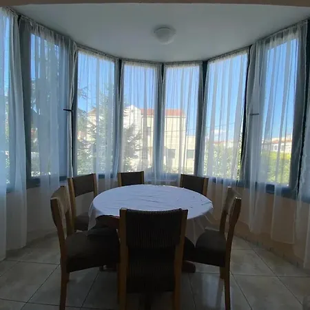 Lia's Vakantiehuis Nea Iraklitsa